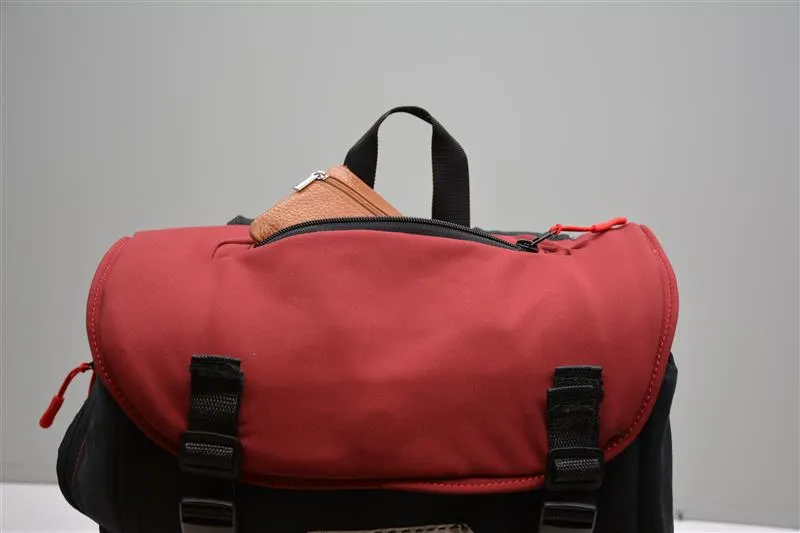 Carry the Forest: Designing a Bag for Forestry Machine Operators